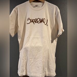 Supreme Handsytle  natural cotton Cream T-Shirt size m Amazing condition.
